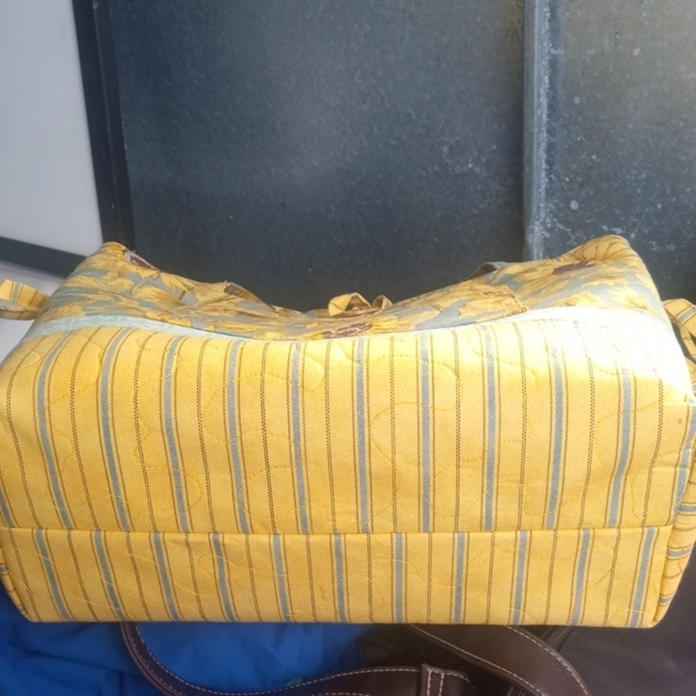 Sunflower Design Baby Gym Bag Purse Tote Carry-All With Handles & Matching Case - Picture 12 of 16